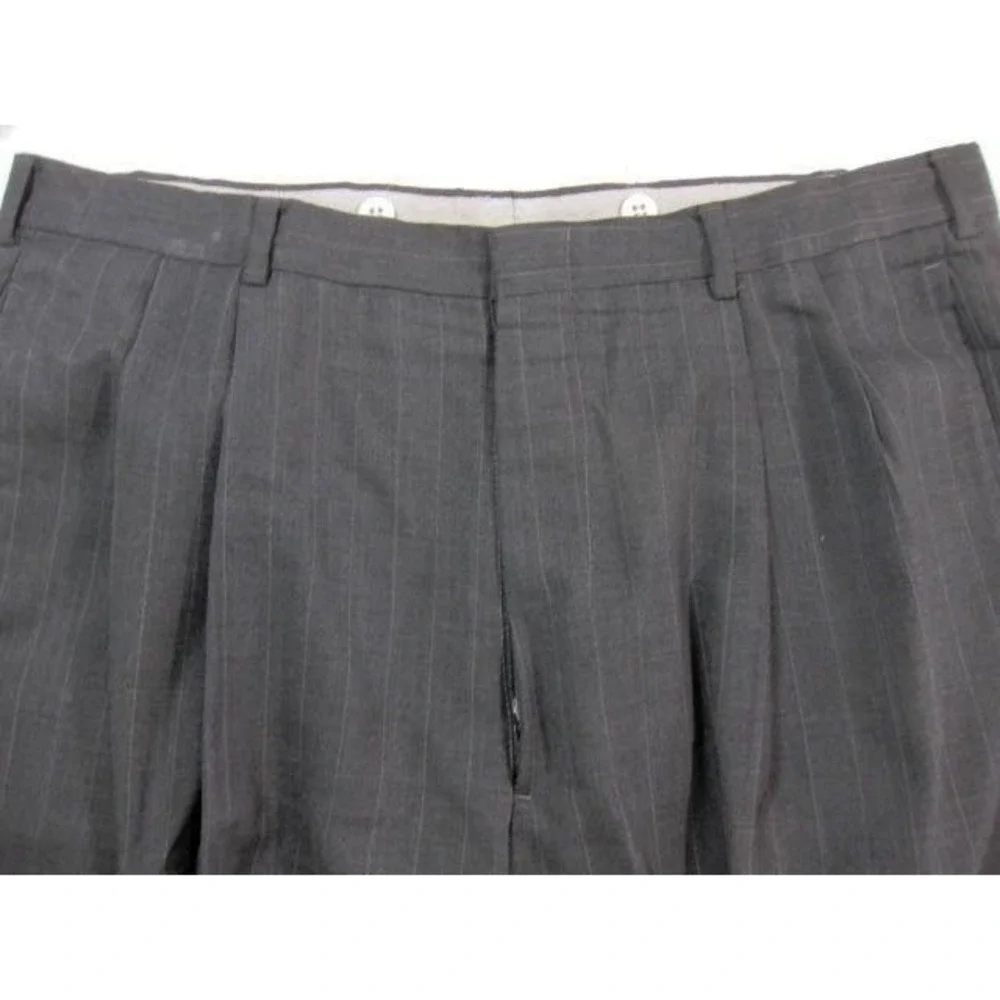 Brooks Brothers Mens Gray Pinstripe 4 Season Wool Suit Made in USA 42L 36x29